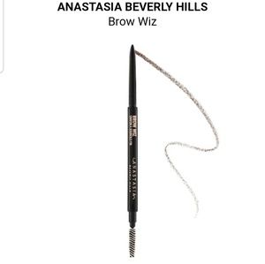 🆕️Anastasia Beverly Hills brow wiz